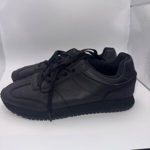 TredSafe Men's Black Sneakers. Size 7.5